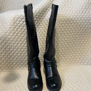 Sleek Black Over the Knee Women's Boots